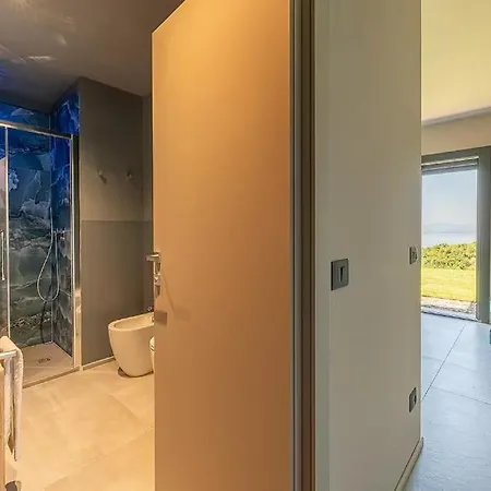 Villa! Luxe , Heated Pool And Rooftop ! Castel Rigone