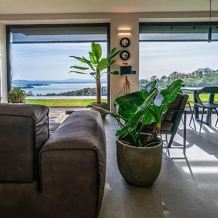 Villa! Luxe , Heated Pool And Rooftop ! Villa Castel Rigone